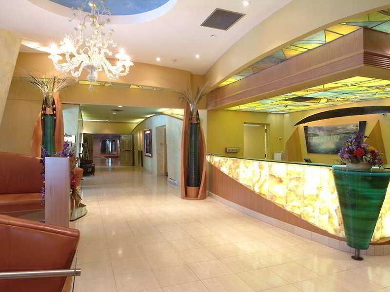 Holiday Inn Niagara Falls-By The Falls By Ihg מראה חיצוני תמונה