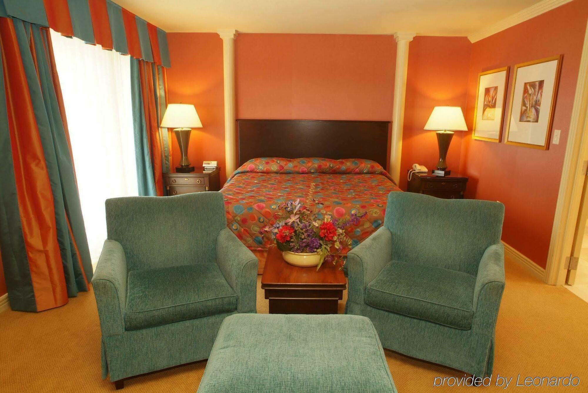 Holiday Inn Niagara Falls-By The Falls By Ihg מראה חיצוני תמונה