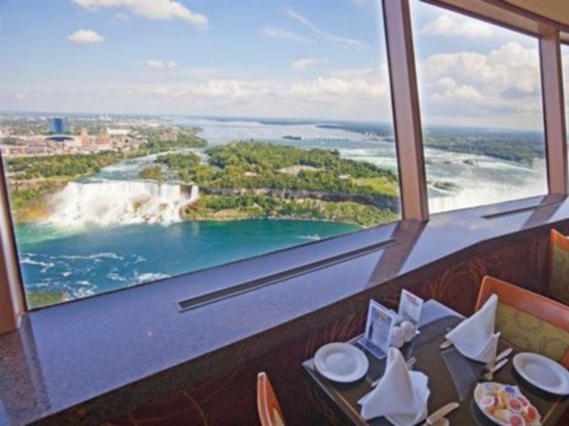 Holiday Inn Niagara Falls-By The Falls By Ihg מראה חיצוני תמונה